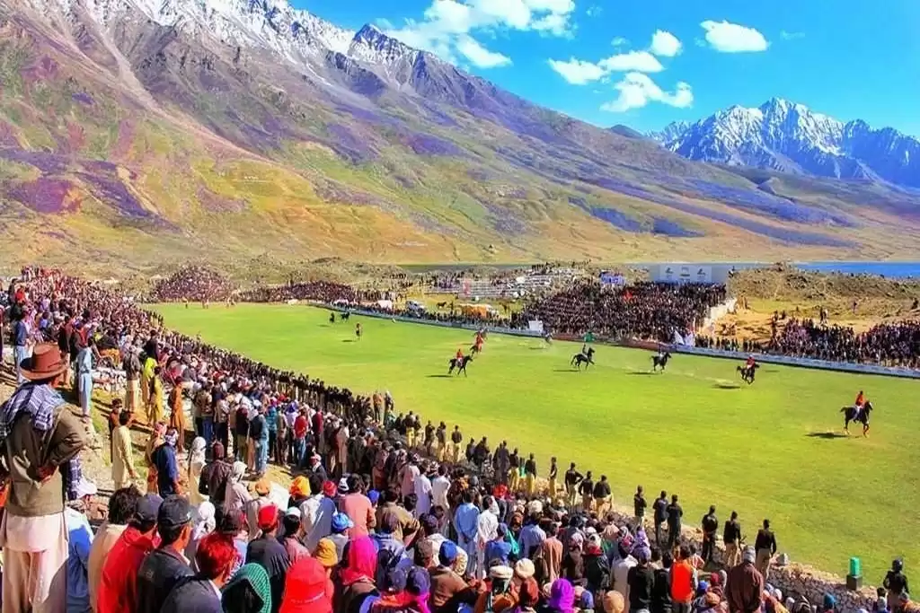 Keeping Shandur Clean – Protecting the habitat of snow leopard